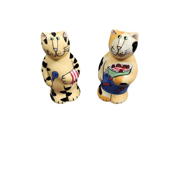 Cat Pepper & Salt Shaker 4" Kitchen Kitchsy Whimsical Super cute Gift - Picture 1 of 6